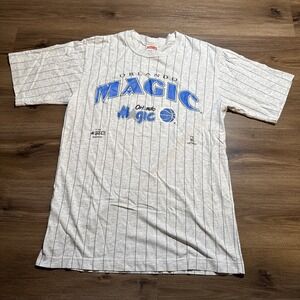 Vintage Nutmeg MEDIUM T-Shirt ORLANDO MAGIC NBA‎ Shirt 90s Pinstripe